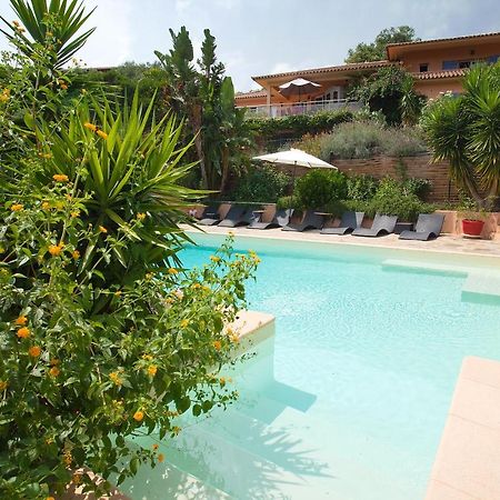 Villa Mimosa Favone Eksteriør billede