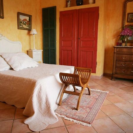 Villa Mimosa Favone Eksteriør billede